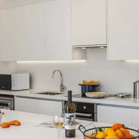 Emerald Bay Sea-front Penthouse