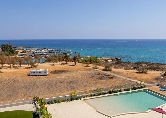 Appartamento Emerald Bay Sea-front Penthouse Protaras