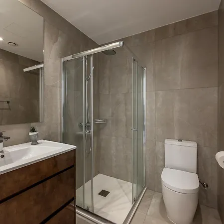 Emerald Bay Sea-front Penthouse *