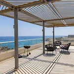 Emerald Bay Sea-front Penthouse Apartment