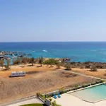 Emerald Bay Sea-front Penthouse Apartment Protaras