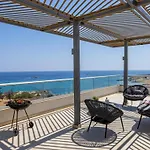 Emerald Bay Sea-front Penthouse * Protaras