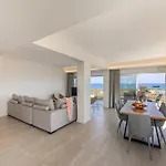 Emerald Bay Sea-front Penthouse Apartment Protaras