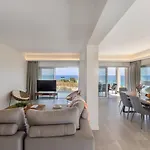 Emerald Bay Sea-front Penthouse Apartment Protaras